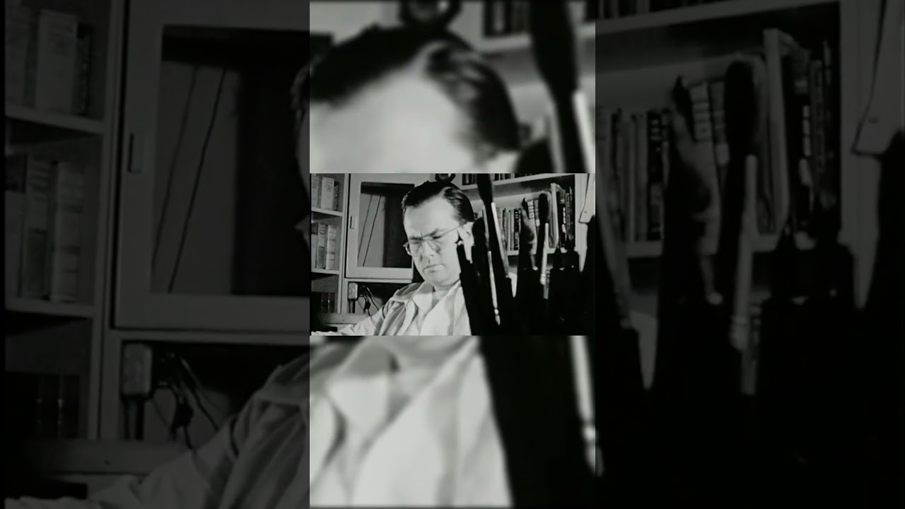 Milton Caniff (Terry and the Pirates) Drawing in His Studio! Pt.1 #comics #manga #art #drawing