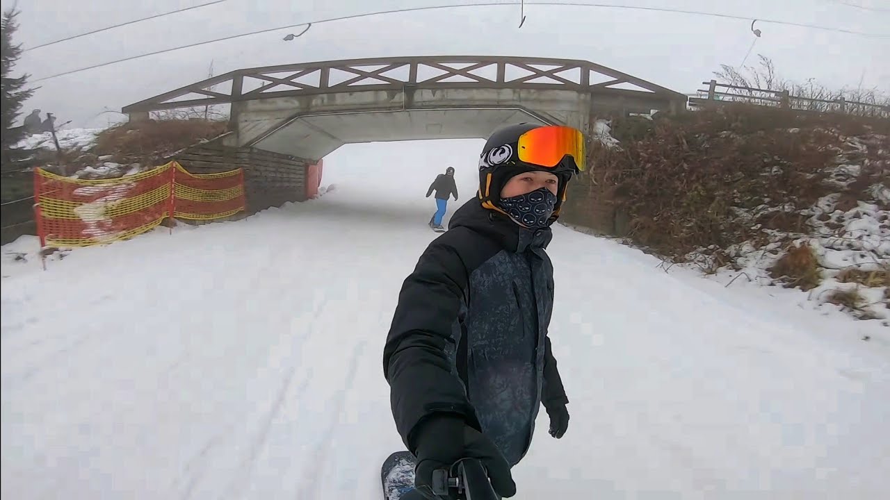 MY FIRST SNOWBOARDING | Mátraszentistván Sípark