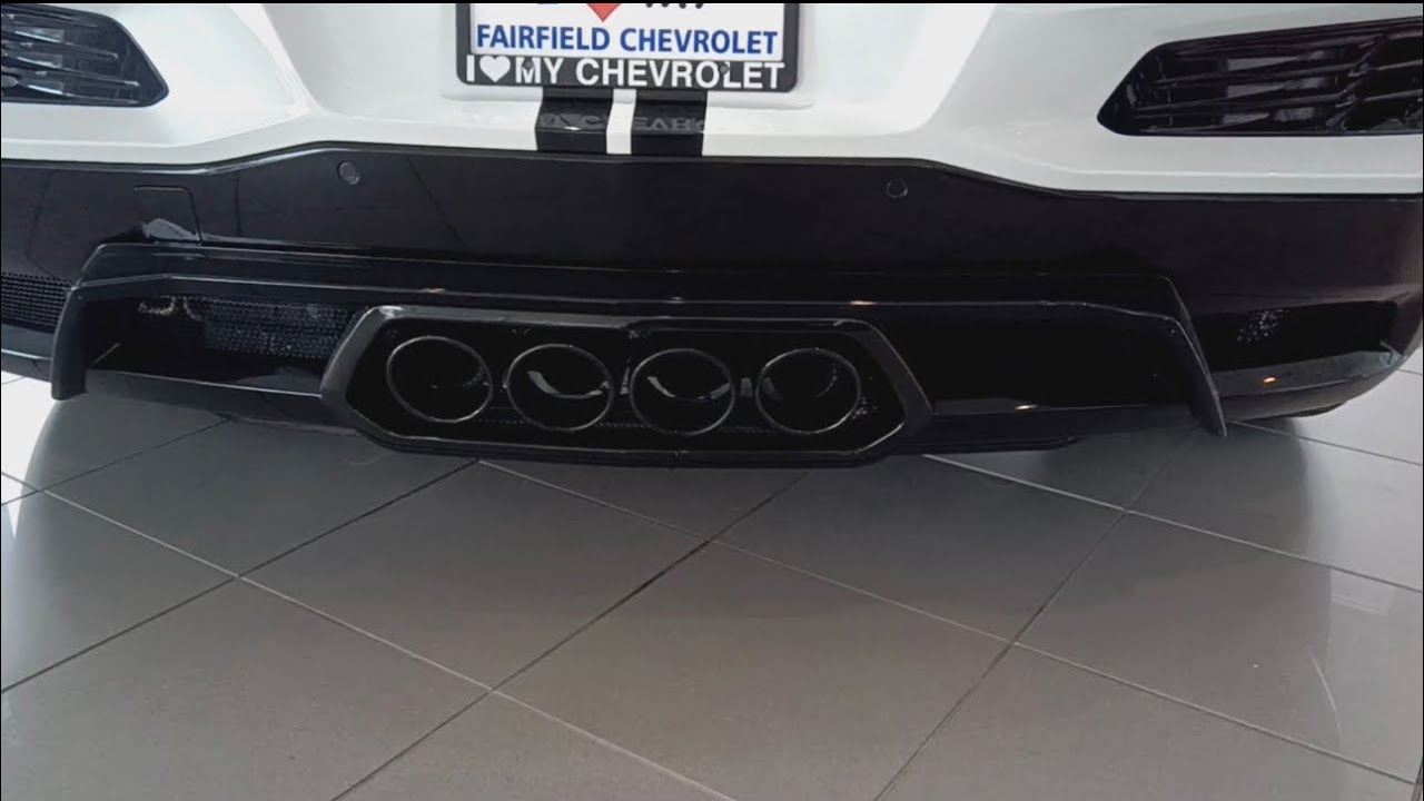 2023 C8 Z06 exhaust start-up + Idle (up close)