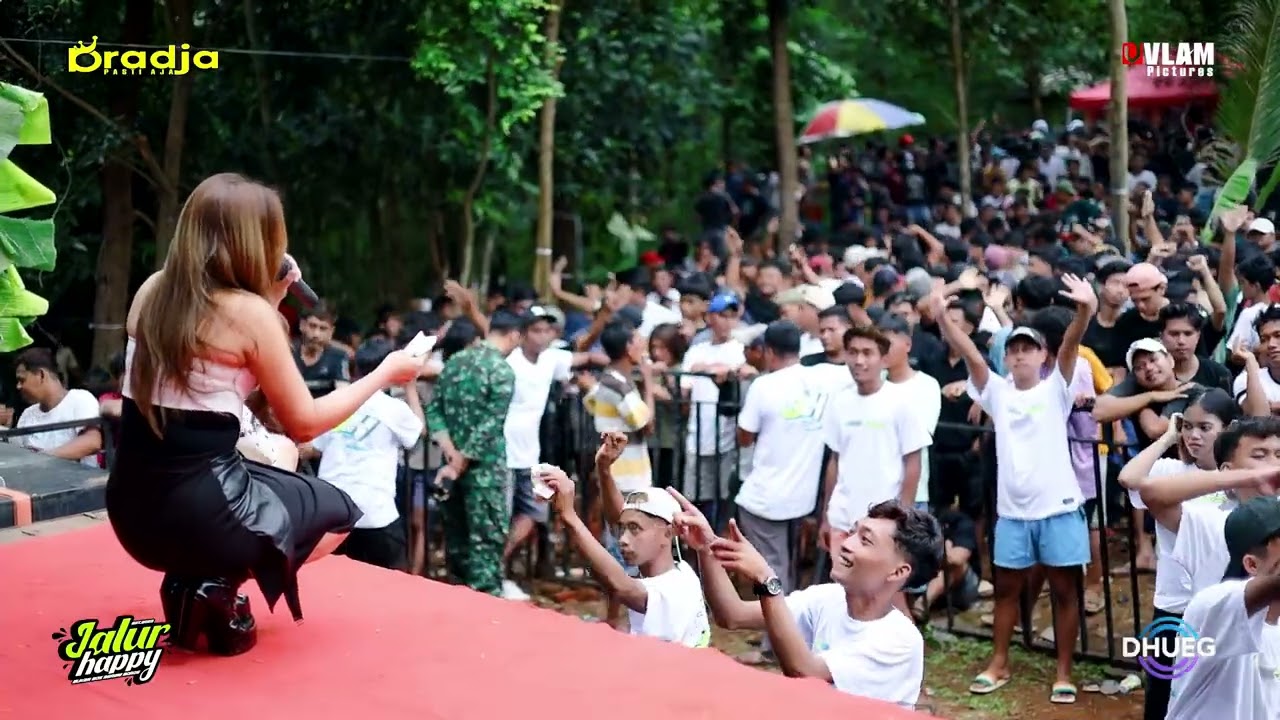 EVIST RENATA - ROPANG || D'RADJA JALUR HAPPY SEASON 4 SUMOSARI BATEALIT JEPARA 2025