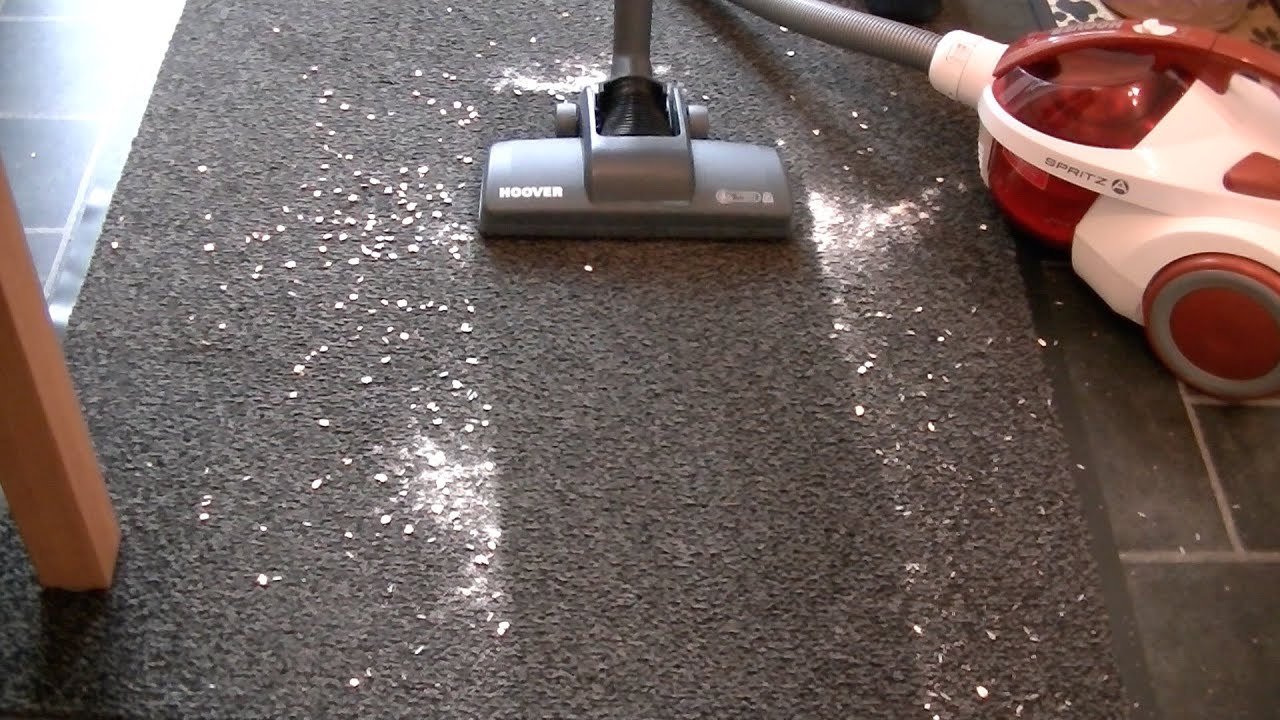 Hoover Spritz Bagless Vacuum Cleaner Full Demonstration & Review