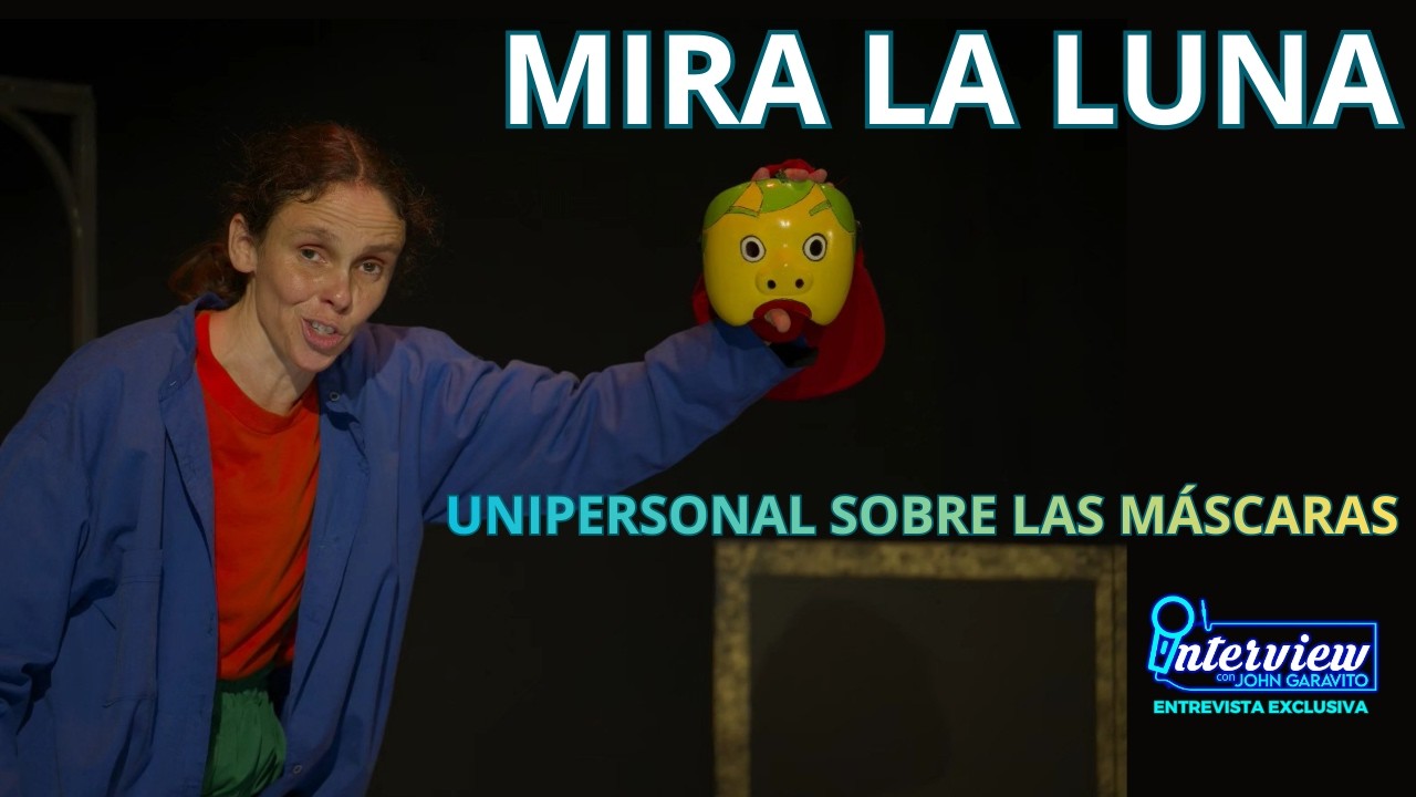 MIRA LA LUNA de máscaras y personajes en LA CAPILLA