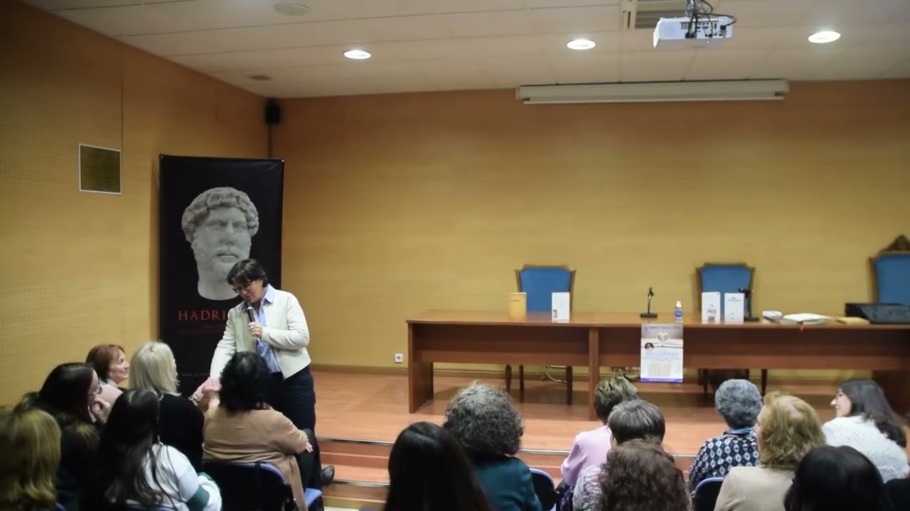 Poemas y Experiencias Sobre la Soledad y la Escucha de Magdalena Sanchez Blesa - Amites Yecla Ong