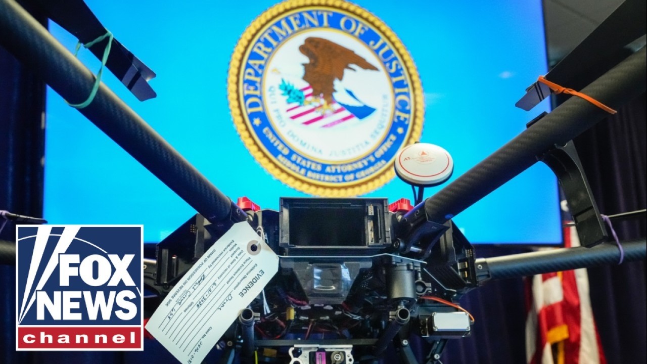 НОВОСТИ: Минюст при Трампе предъявил обвинения 12 фигурантам дела о контрабанде с помощью дронов
