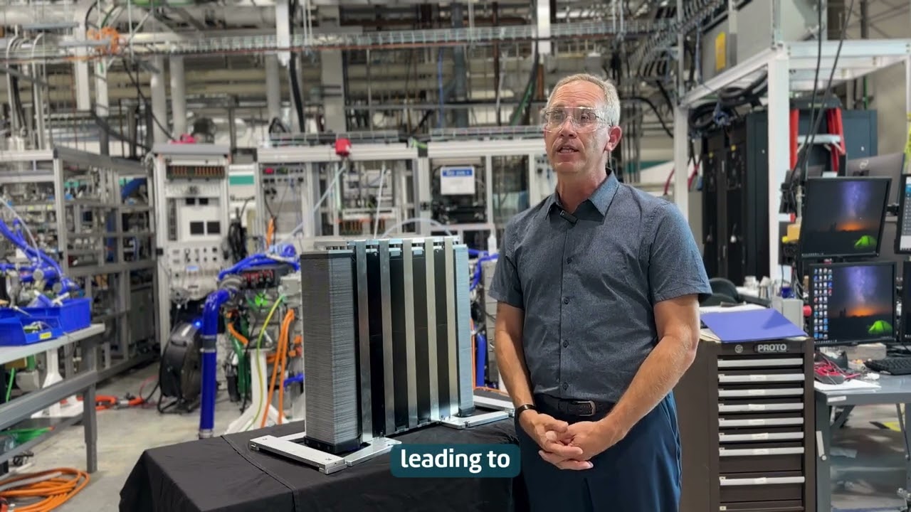 Ballard's FCgen®-HPS for fuel cell engines