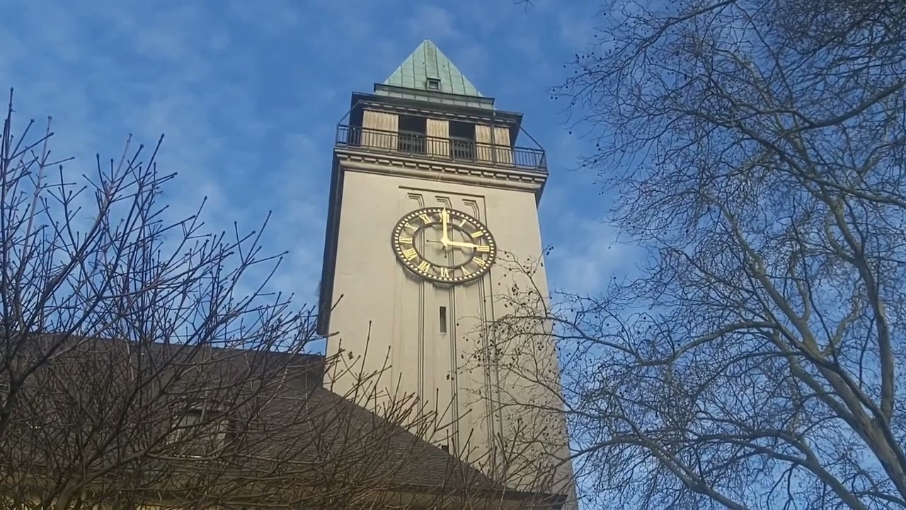 Essen-Frohnhausen ehem. Evangelische Apostelkirche (Vollgeläut der Glocken)