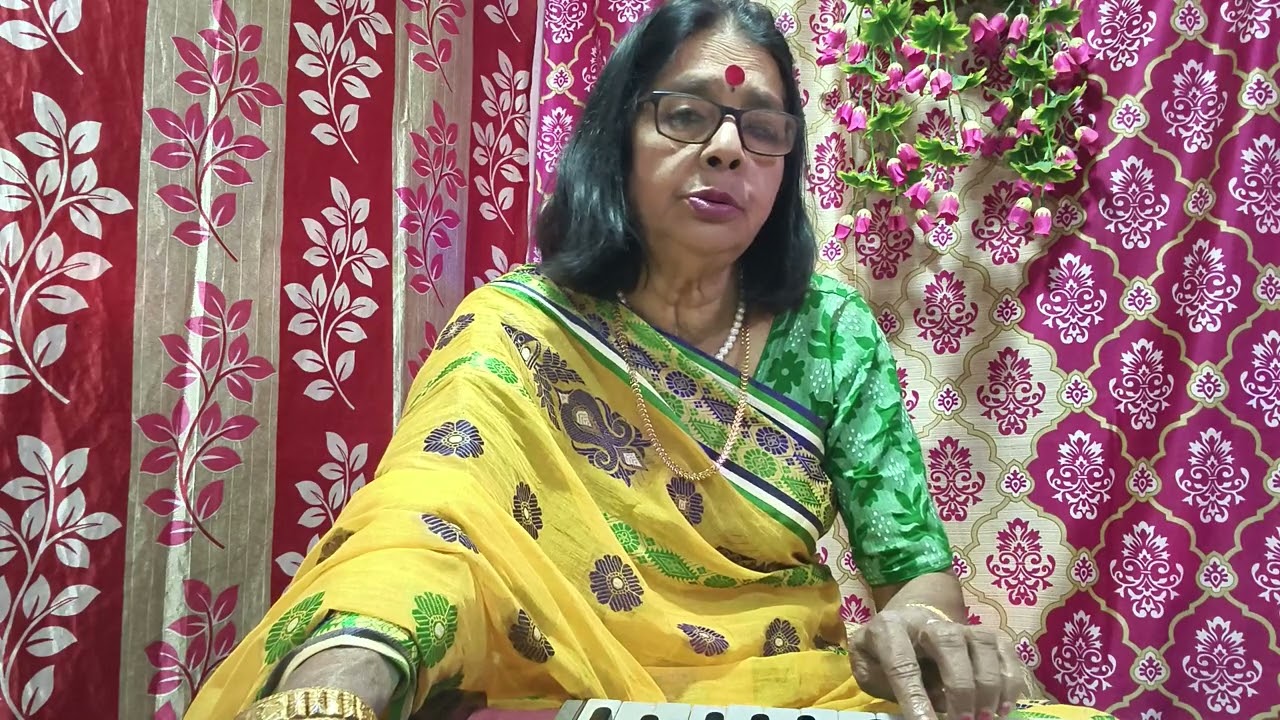 Jabar belay pichhu theke .. adwitiya.mul shilpi hemonto Mukherjee. Covered by Gouri Roy.