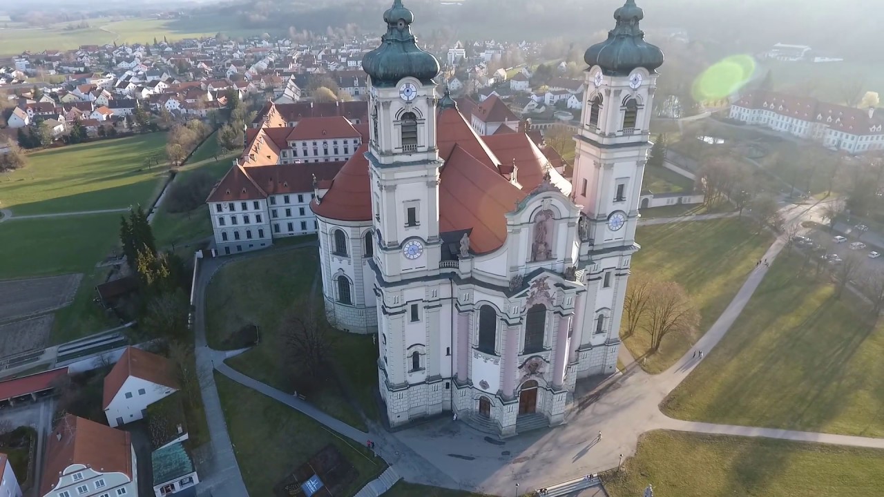 Drohnenflug über Ottobeuren