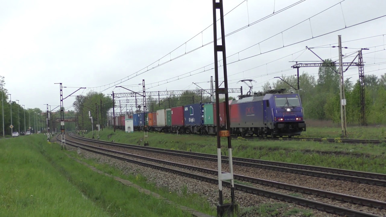 (4K Video) [PCC Intermodal S.A.] E186 242-4 z intermodalnym || Linia D29-277 || Wrocław Broch&oacute;w WBA