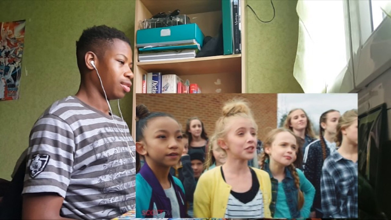 GRADE SCHOOL DANCE BATTLE! BOYS VS GIRLS! by SCOTTDW - REACTION !!!
