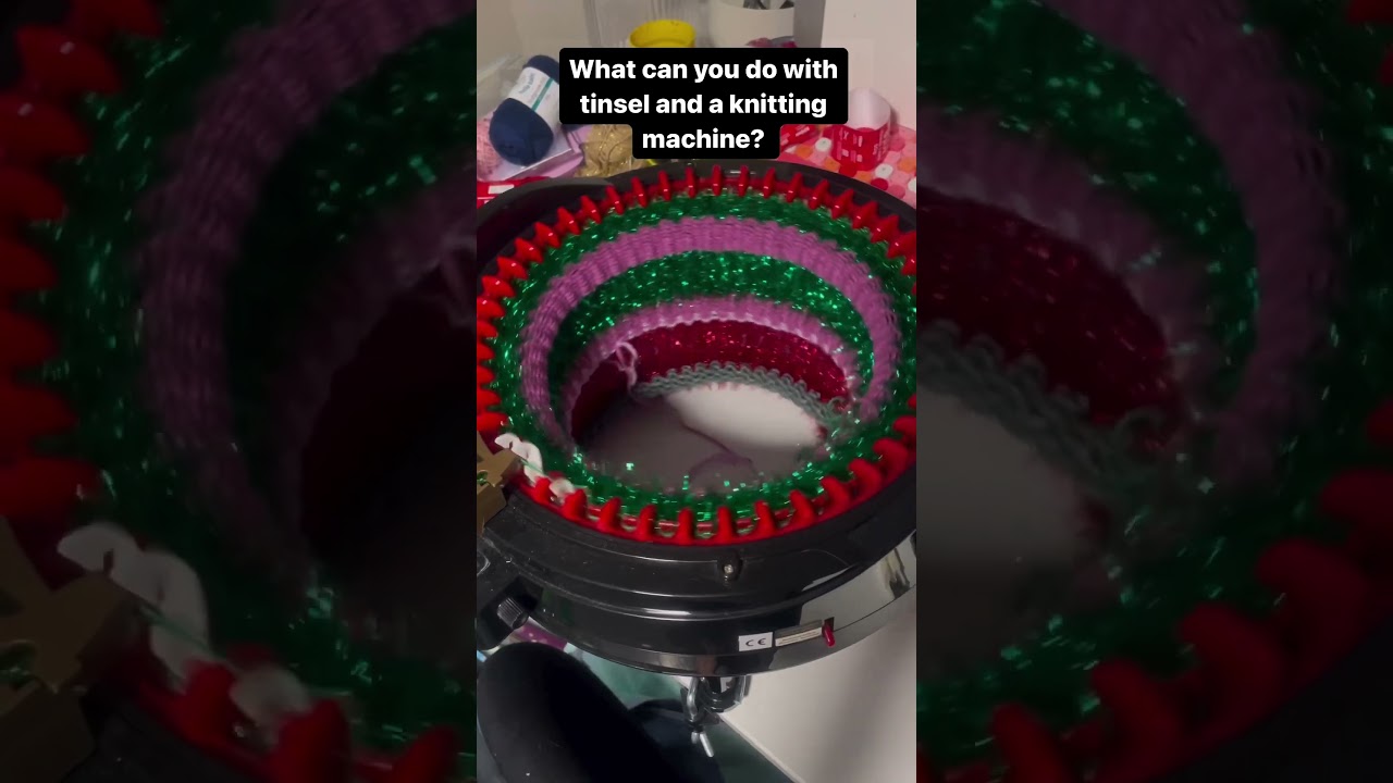 Where would you wear this? #knittingmachine #sentro #addi #loopsandthreads