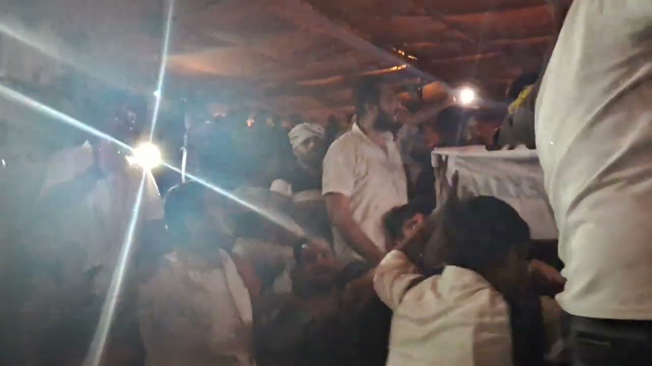 #ssc protest against ediquity Delhi police I Love you 😍 in protest
