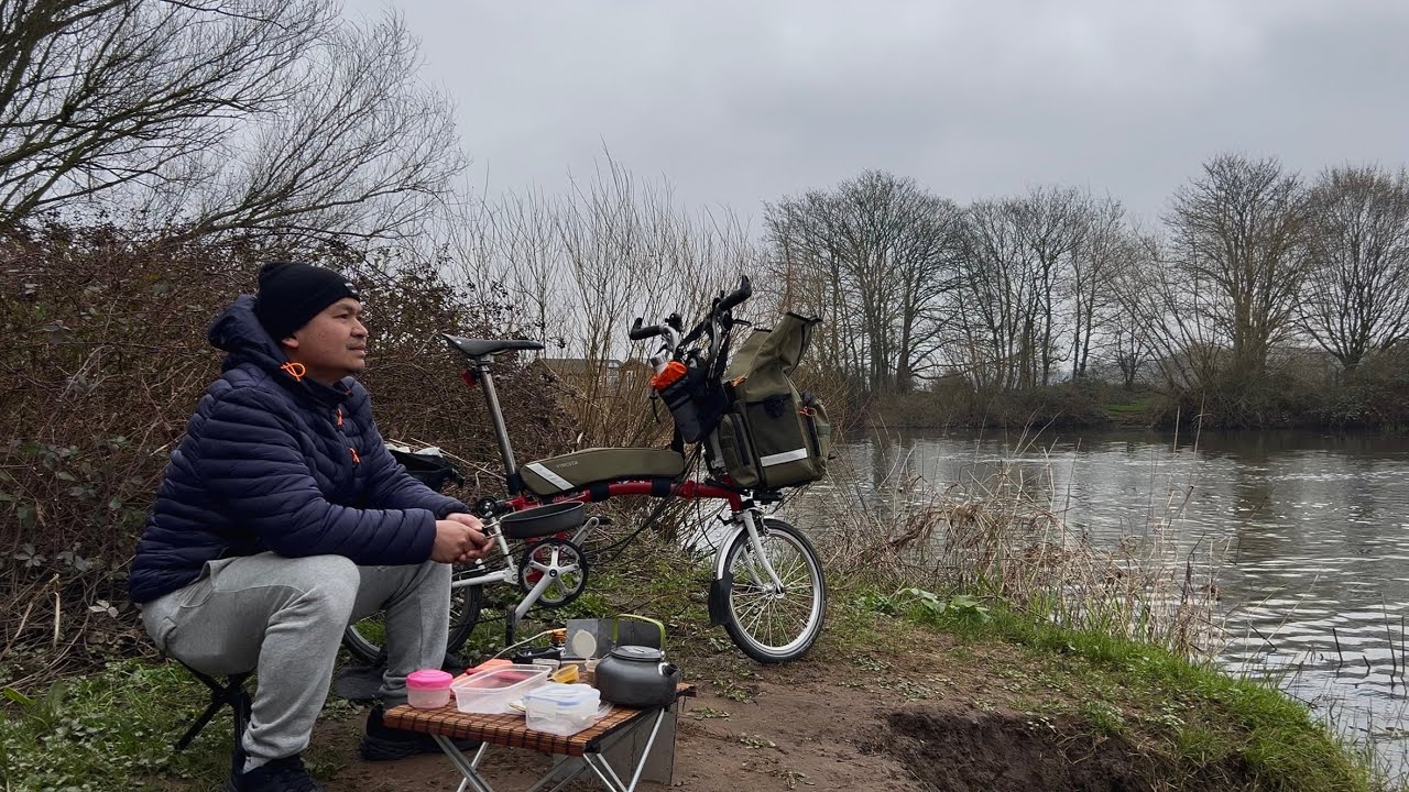 Cycling ￼My Brompton to Cook Jackfruit & Quail Eggs in the Wild