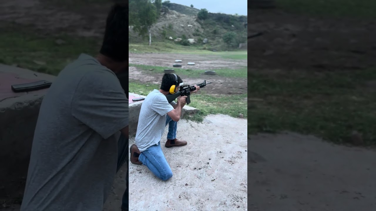 M16A4 (M16) Original by FN: Shooting it smoking hot in BURST FIRE #pewpew #rifle #usa #m16
