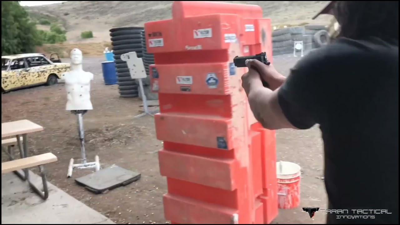 John wick (Keanu reeves) Training weapon taran tactical