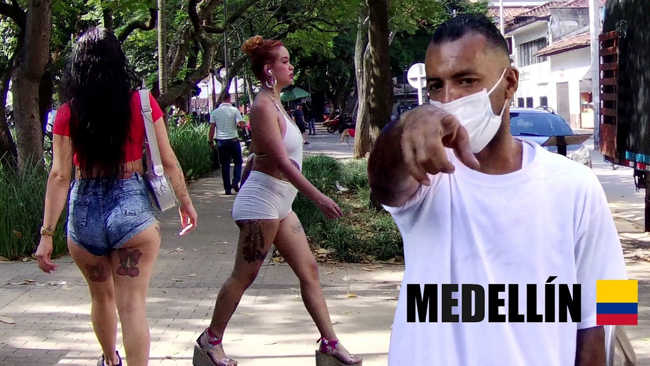 DANGEROUS ADVENTURES IN MEDELLÍN, COLOMBIA! | 🇨🇴 2024 WALKING TOUR