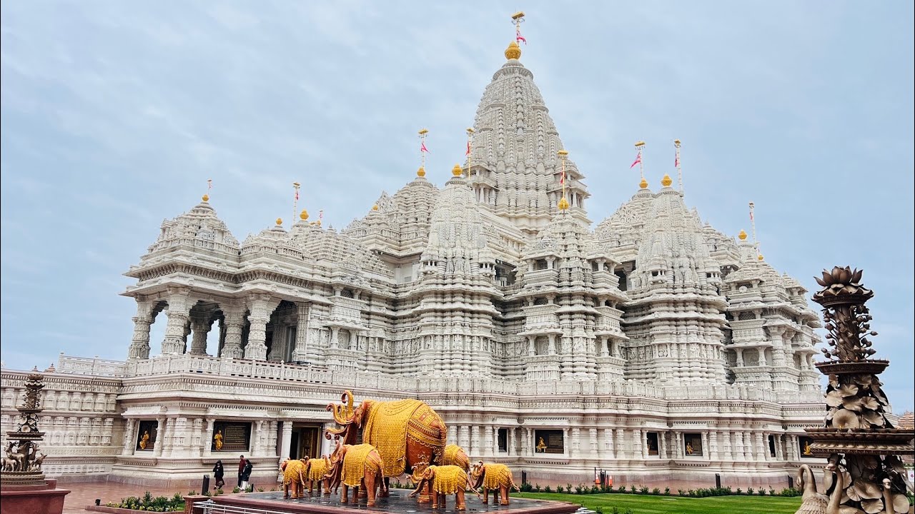 BAPS Swaminarayan mandir in New York .. Mustang lowa