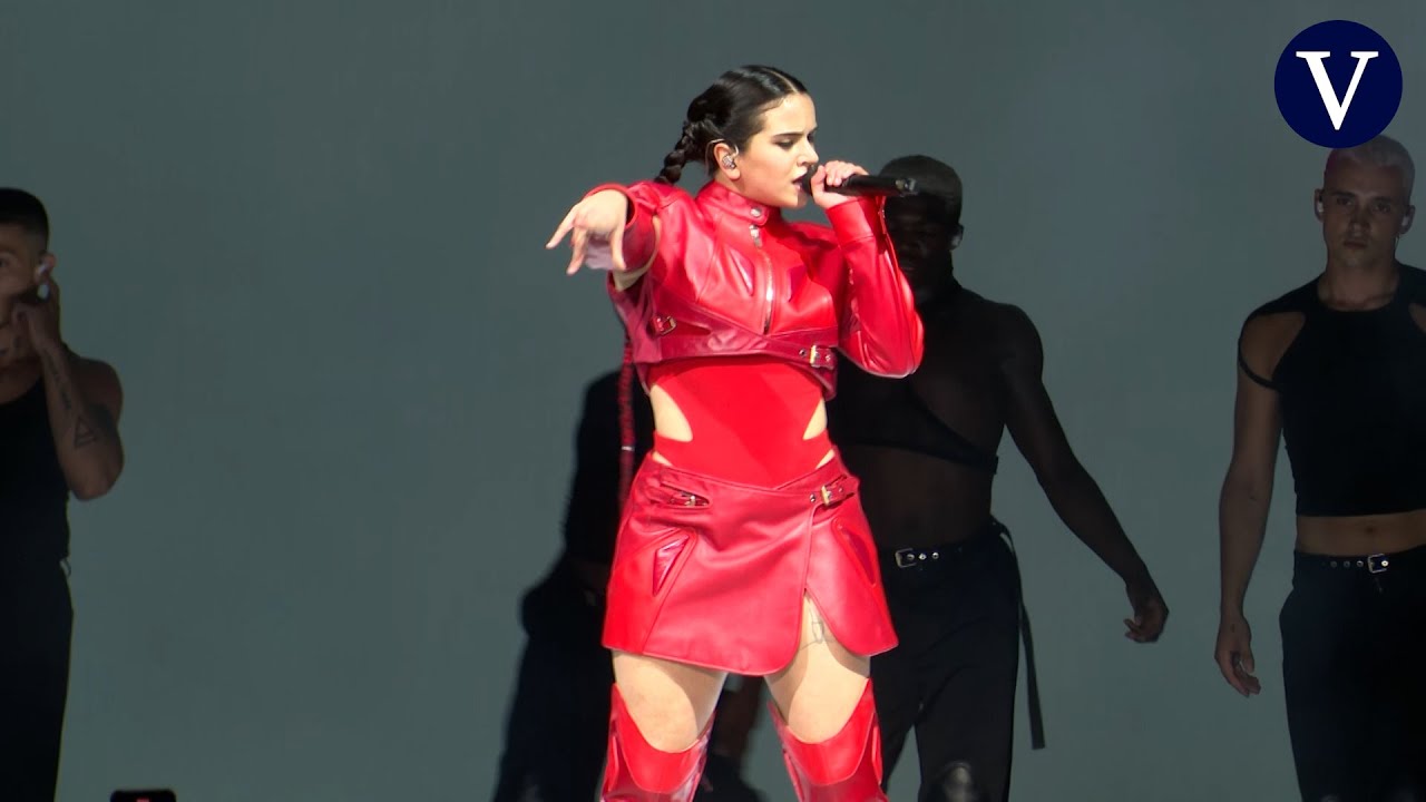 Rosalía actúa en el WiZink Center de Madrid