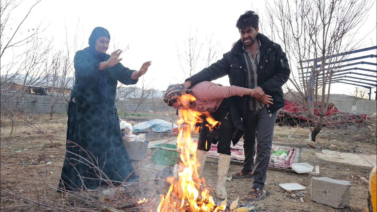 The knot of Fatima's work can only be untied with the hands of a lawyer