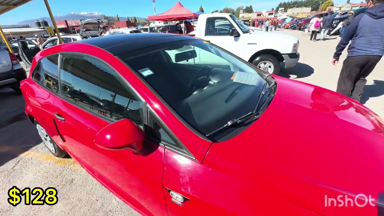 Más autos a la venta en el tianguis de autos de Metepec