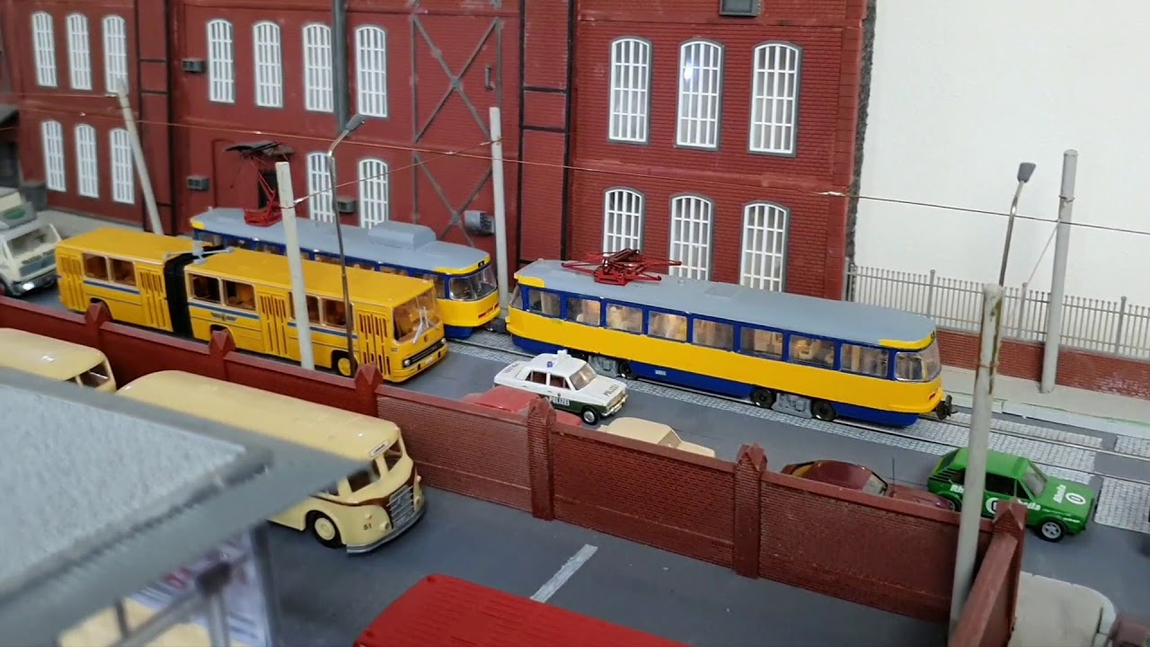 Modellstrassenbahnen im Depot