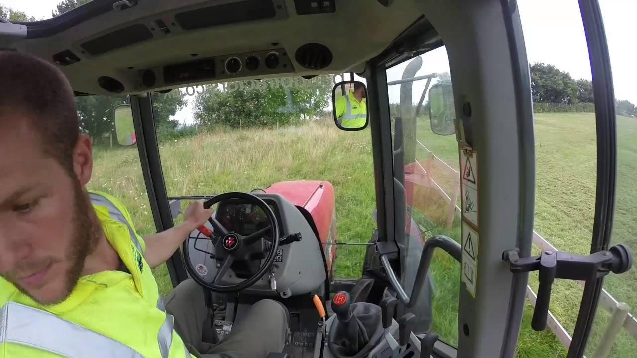 Massey Ferguson 4355 Flailing overgrown paddocks