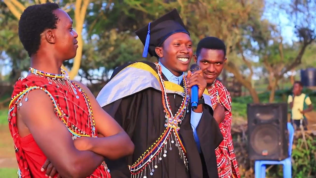 the best Graduation ever in maasai land everyone was shading tears😭