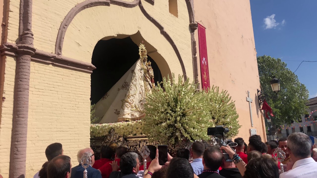 Entrada Virgen del Martirio 2019 (Ugíjar) - Espectacular traca de cohetes