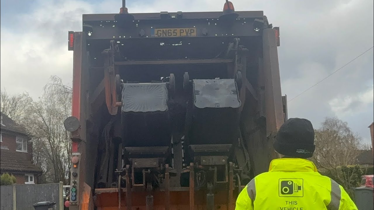Mercedes Econic Refuse Truck on General Waste, PVP