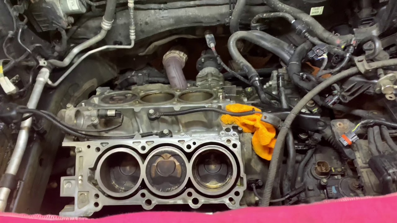 Kia Sorento 3.3 head bolt thread failure and solution.