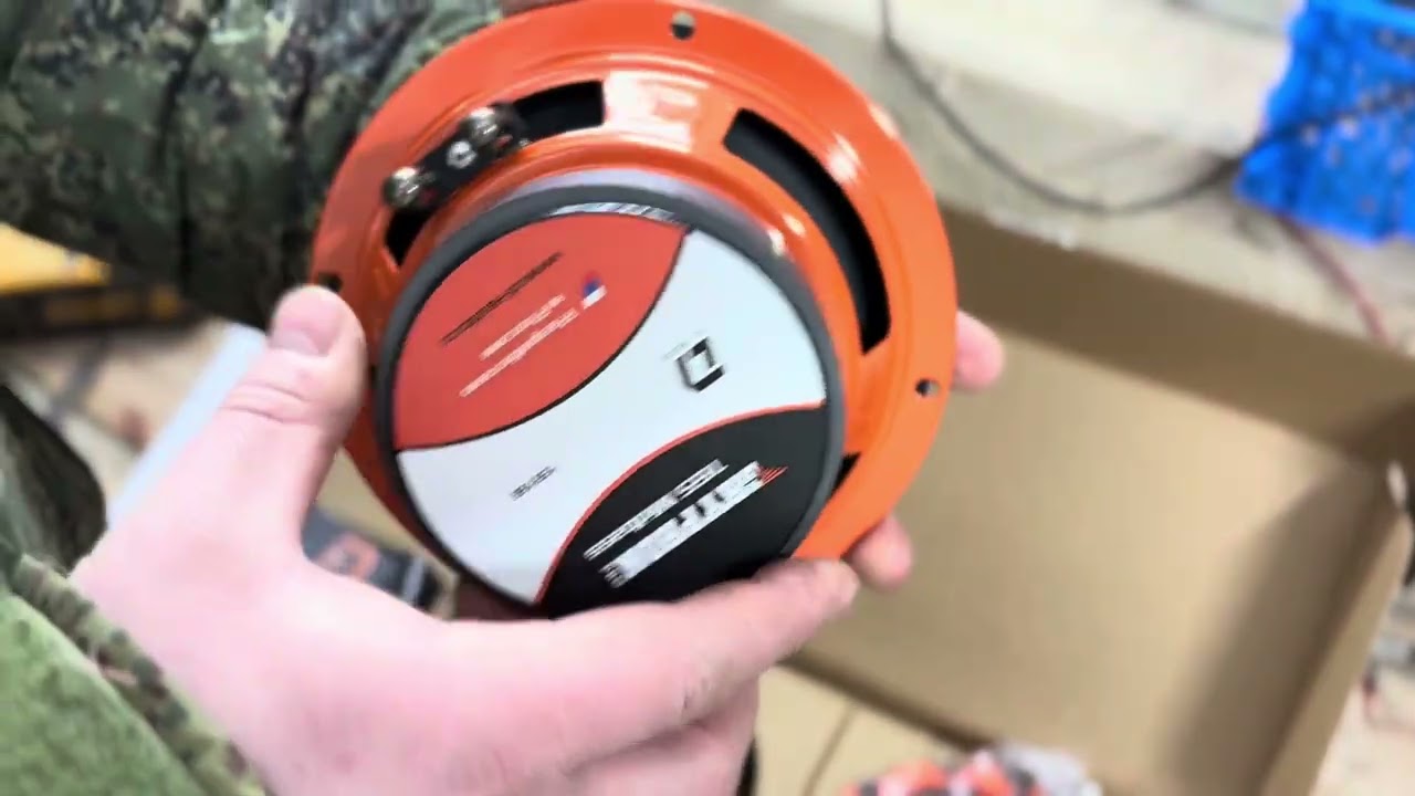 Замена штатной акустики в Lada Vesta на DL Audio Gryphon Pro 165 Midbass