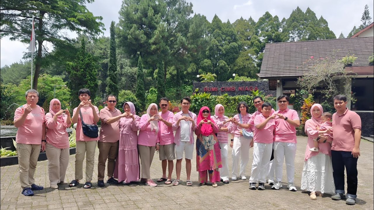 Day 1 (1/2) - Staycation Keluarga Besar Nenek Bogor di Bumi CIMB NIAGA Gunung Geulis ⛰️🌲🍃