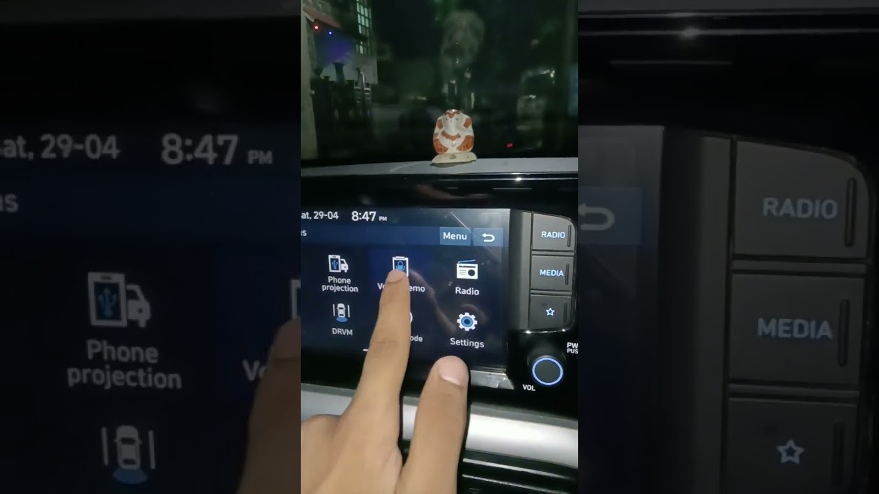 #grandi10 #features #display #sportz #hyundai