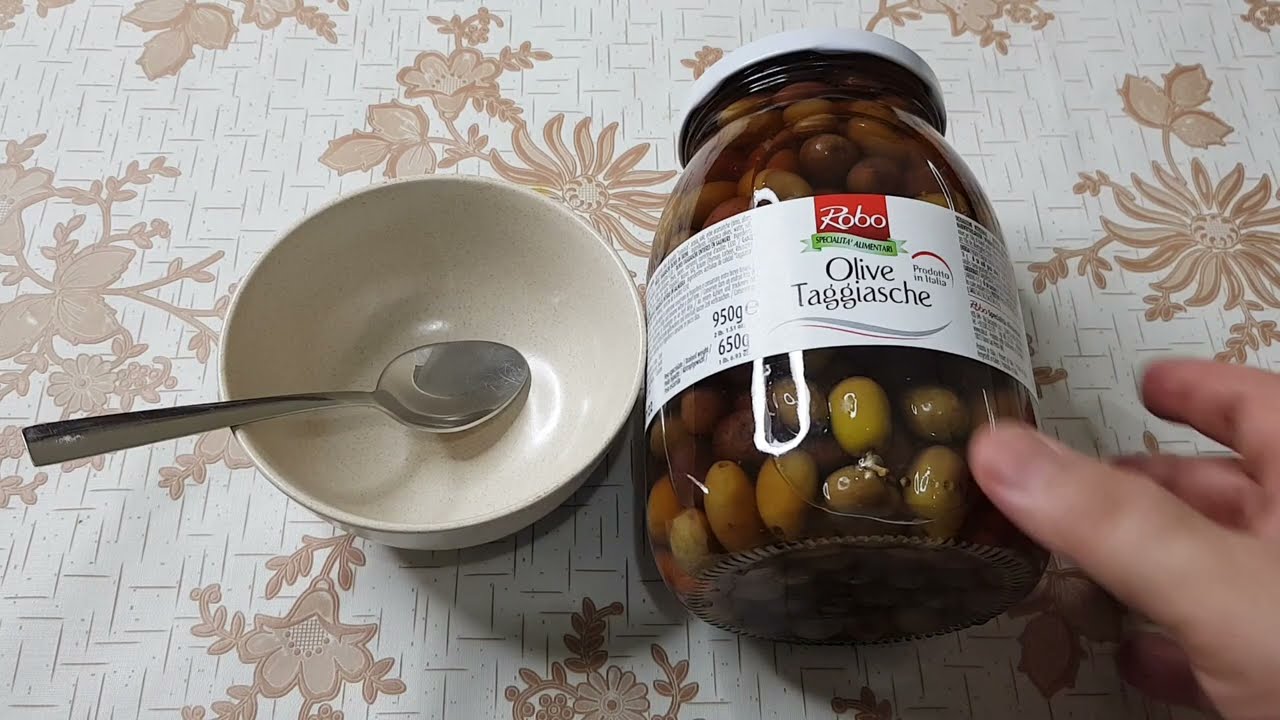 Olivepedia - 8 - Olive Taggiasche - Italian Taggiasca Olives - Robo