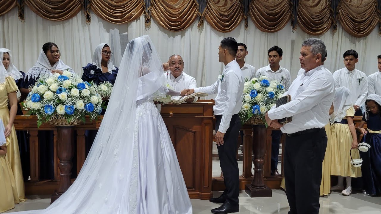 La Boda de la hermana Ruth Esther Córdoba  y Uzziel González