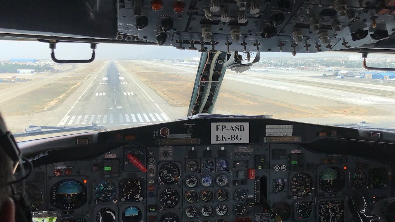 Worldwide LAST Boeing 727-200 @ cockpit approach on flight EP851 ZAH-THR
