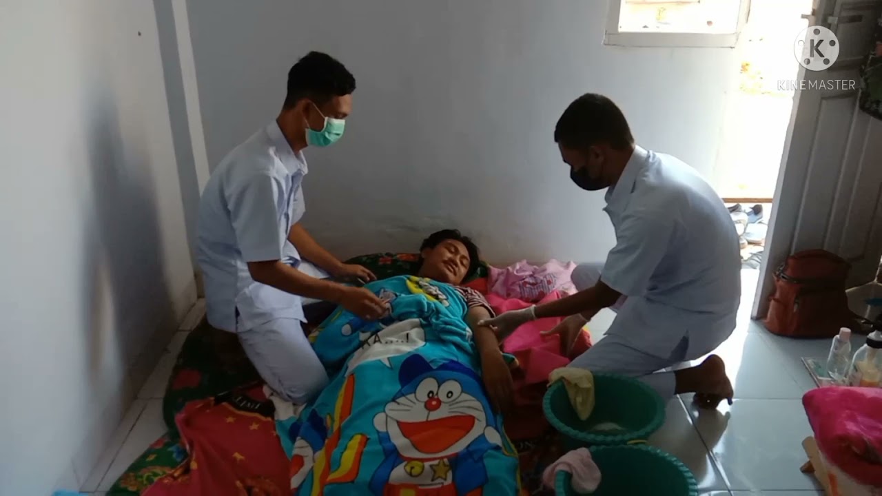 PROSEDUR MEMANDIKAN PASIEN DI TEMPAT TIDUR
