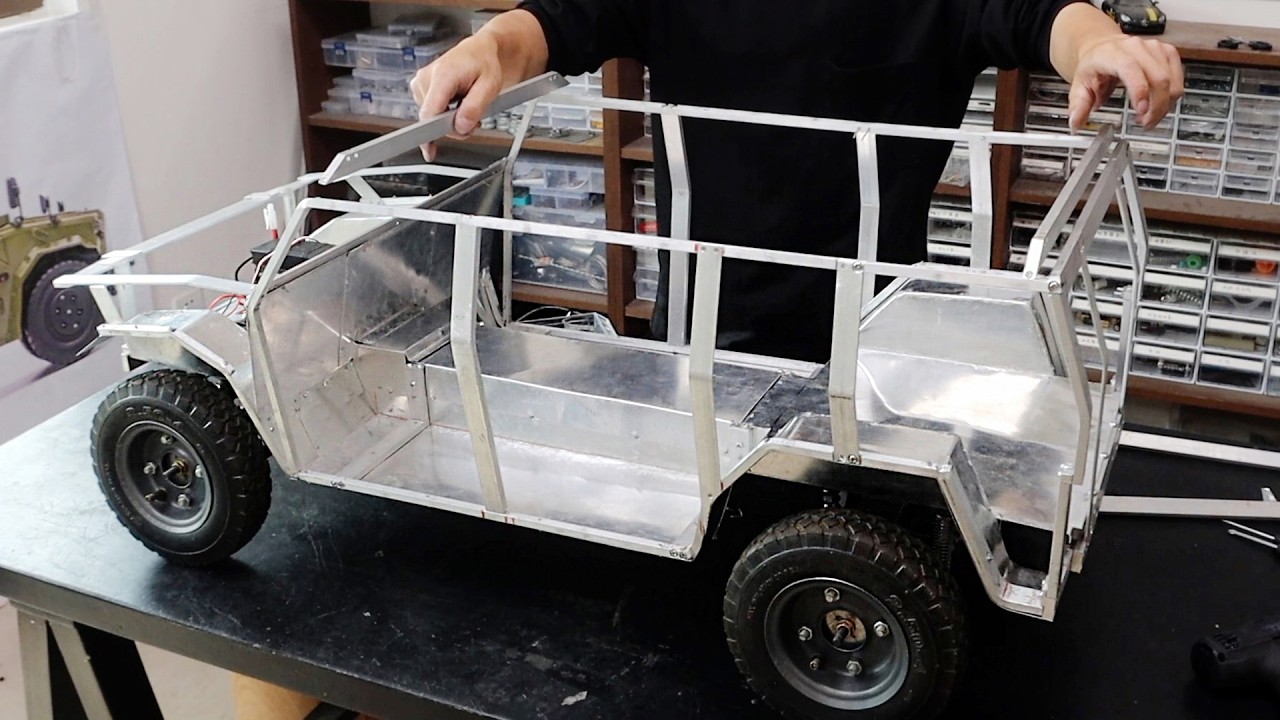 I Built a 1:5 RC Truck With a REAL Mini V8 Engine ! (Interior & Turret)