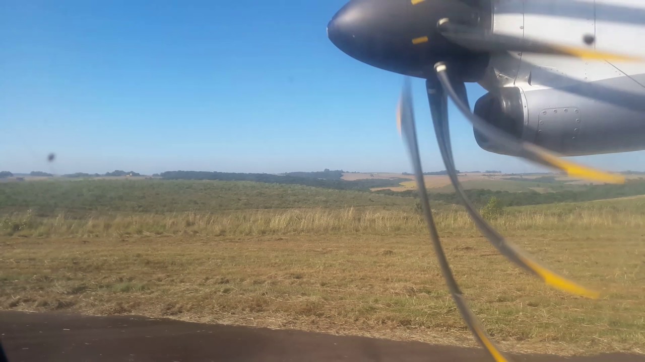 ATR 72-600 Azul - Pouso em Passo Fundo