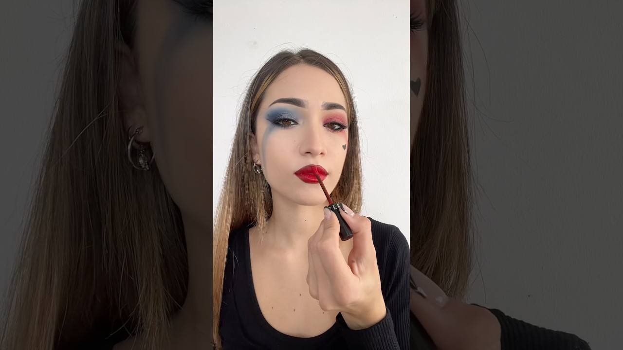 HARLEY QUINN MAKE-UP TUTORIAL 💙❤️ #halloween #makeup #makeuptutorial #harleyquinn #shorts
