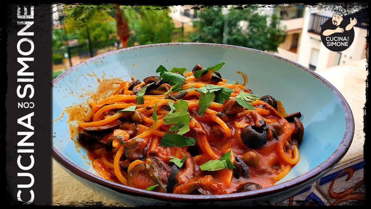 Spaghetti alla Puttanesca Romana