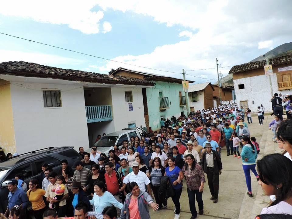 Banda Show filarmónica llipa 2015. Fiesta de Pariacancha - recepción de la banda parte 2