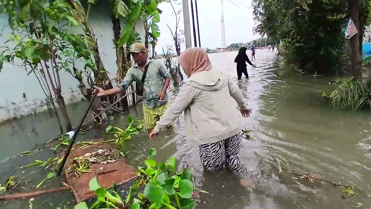 Mulai surut! Kondisi terkini banjir di kampung gabus akibat kali CBL meluap