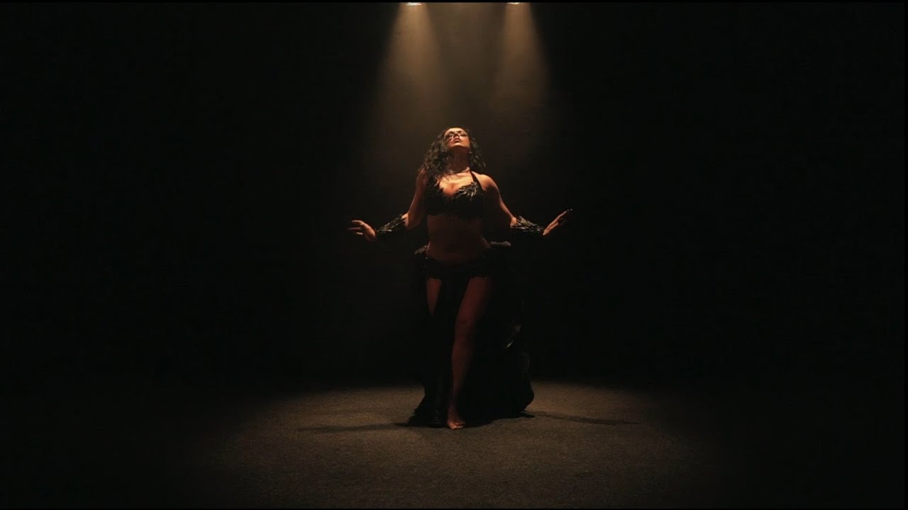 Diana Bastet Metal BellyDance. 