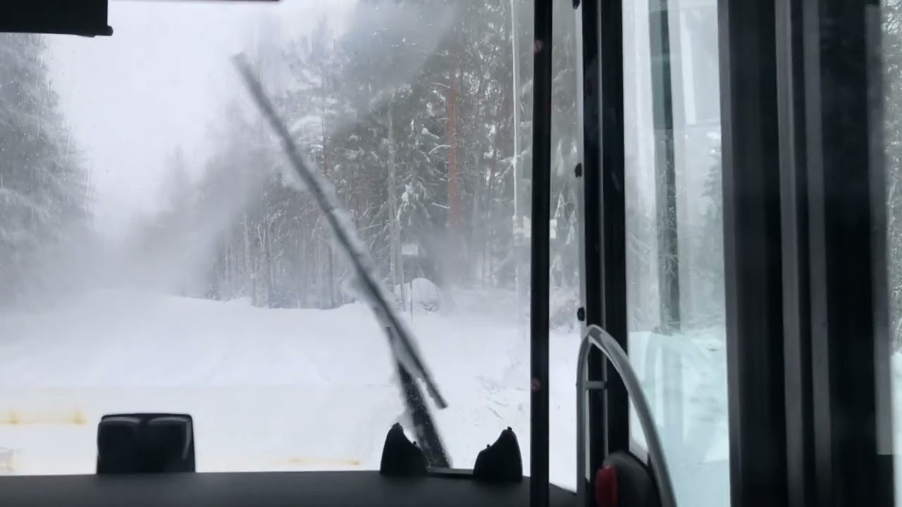 Bus ride linje 131 from Virsbo, Järnvägsstationen to Virsbo, Felingvägen.