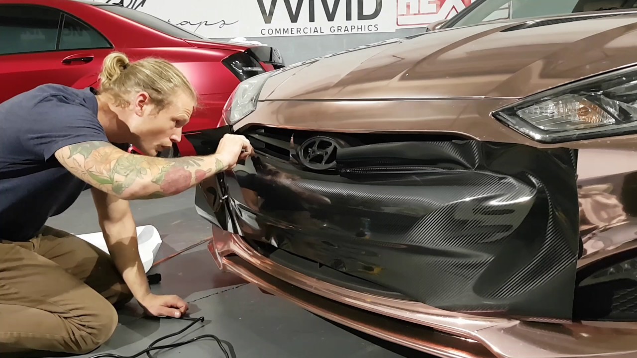 Vinyl wrapping gloss carbon fiber. How to vinyl wrap front trim in carbon fiber. By @ckwraps