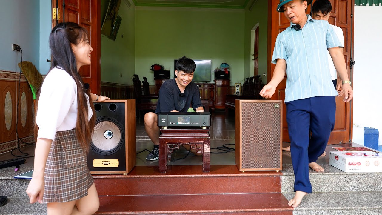 Giao loa 8810 PRO cho chú Xuân ở Cẩm Thủy, Thanh Hóa