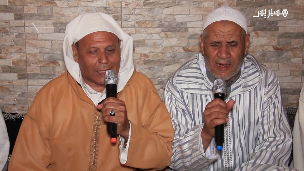 صلة رحم وأذكار وقرآن.. ليلة قرآنية ما بين طلبة القرآن الكريم بقبيلة بني شكدال وشرفاء الصومعية