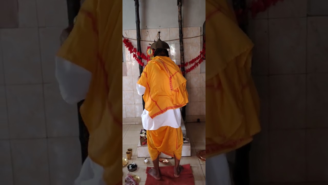 Ganga river side 400 years old kali mandir ka daily puja mantara Subscribe to my channel  #trending 