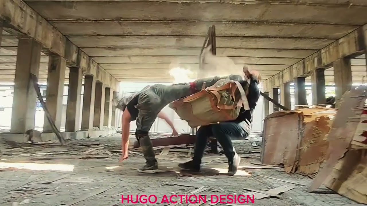 Hugo power kick to his chin.